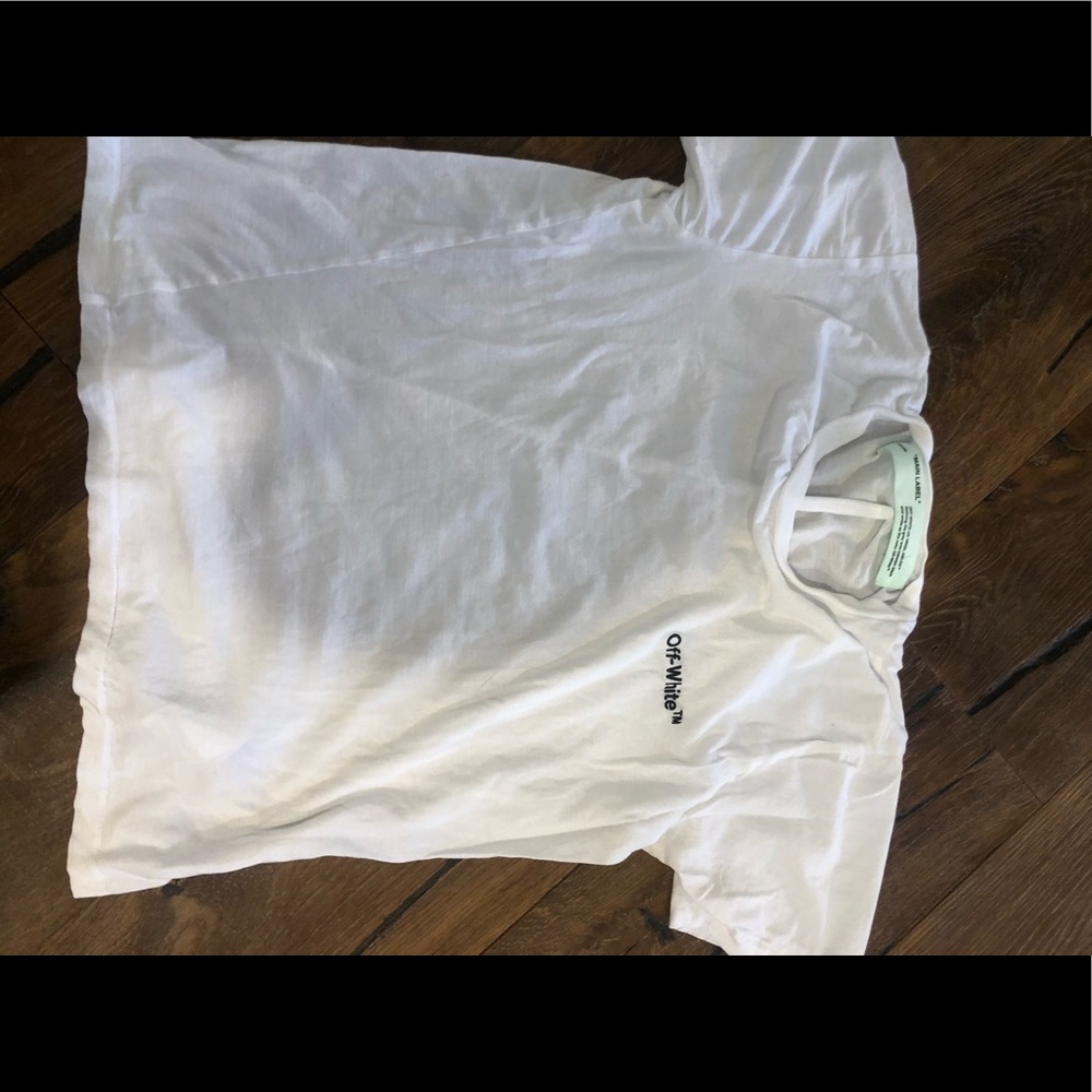 Off white t shirt